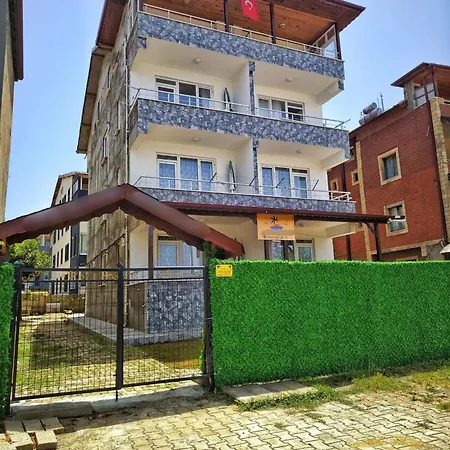 Arasya Apartment *